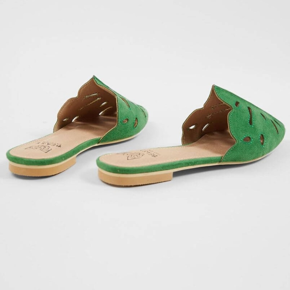 NEW palm leaf cutout green mules faux suede in box - Picture 2 of 3